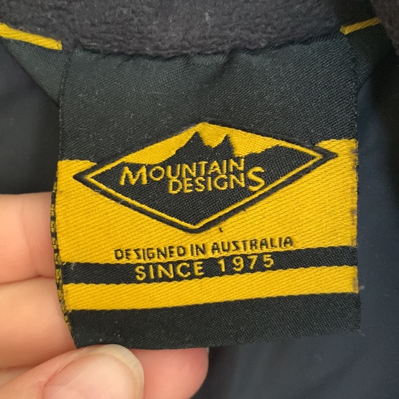 Mountain Design purple Pod vest - Picture 3 of 9